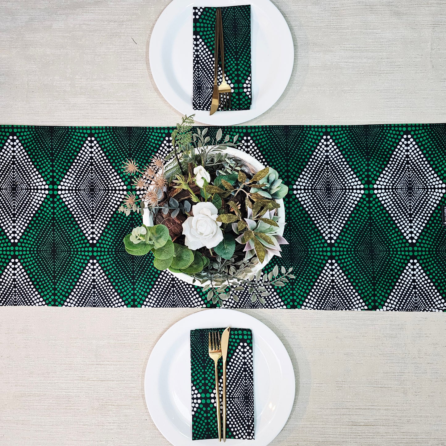 Table Runner and Set of 8 Napkins |  100% Cotton African Print Fabric